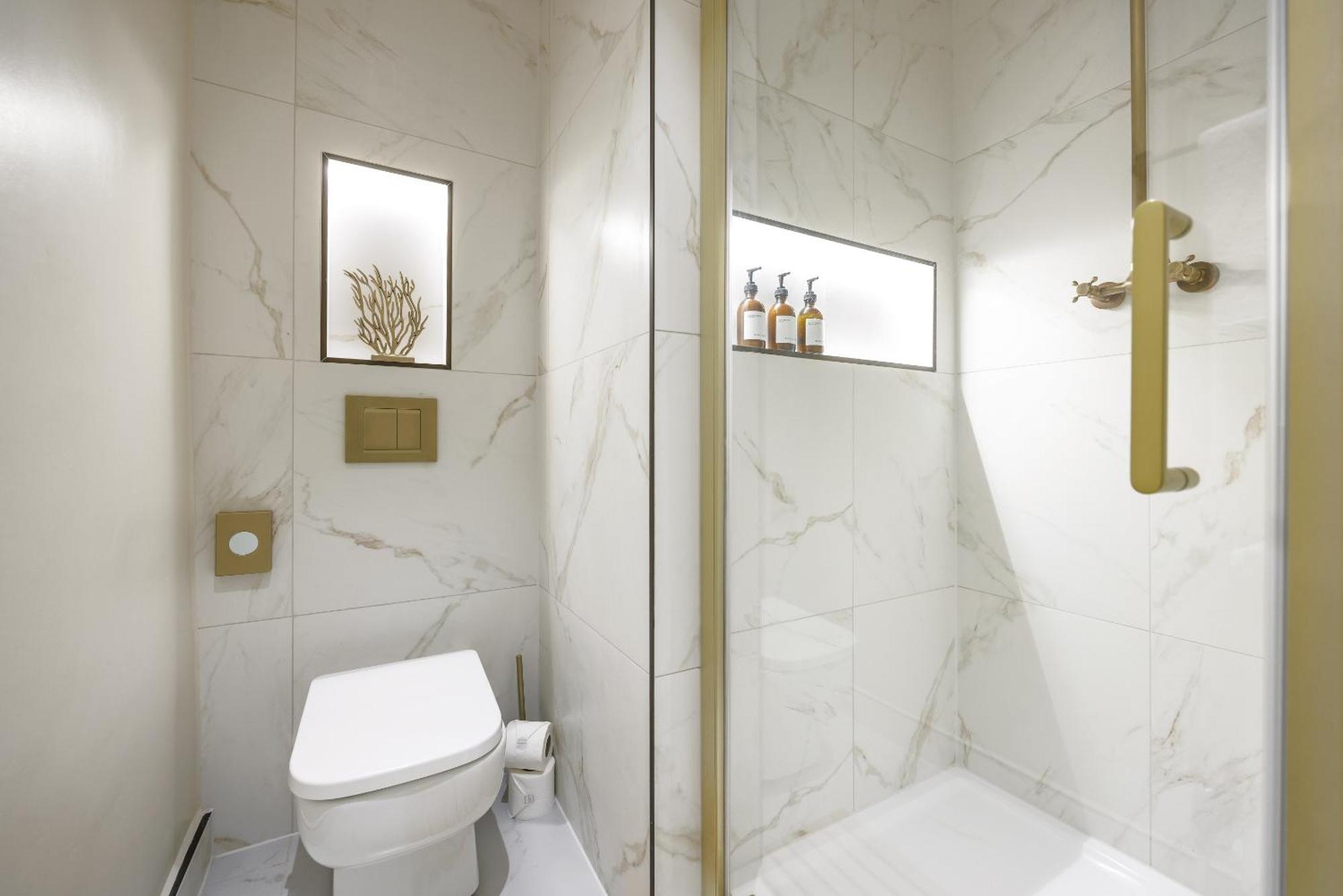 Ocean City Stylish Apartment พลีมัธ ภายนอก รูปภาพ